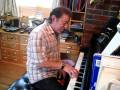 Capture de la vidéo Jeff Wayne (War Of The Worlds) Explains Pedal Note To Big George