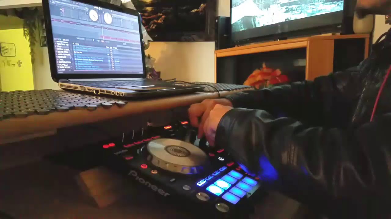 JUNGLE TERROR AND DARK TRIBAL (ES-B^D live mix)