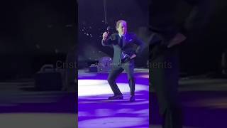 CRISTIAN CASTRO bailando durante concierto | Argentina - 2023