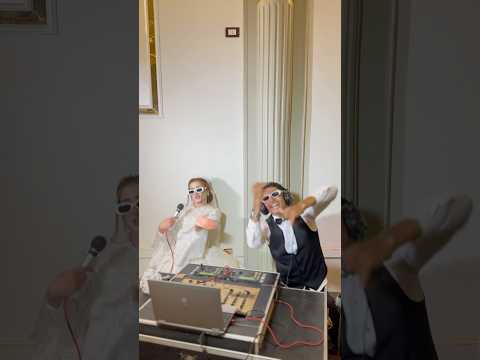 العريس والعروسه مولعينها علي الدي جي  عرس اكسبلور زفاف عروس عروسه افراح فرح