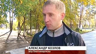 Александр Козлов проконтролировал реконструкцию школьных стадионов