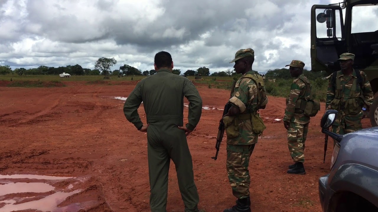 Zambian Military Exercise. Africa - YouTube