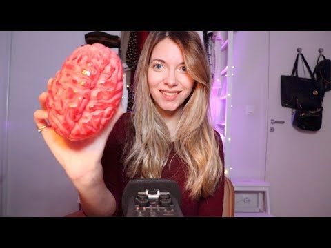 Love ASMR Eating BRAINS, EYEBALLS and a TONGUE!!! Imitando a Kluna tik | eating sounds face