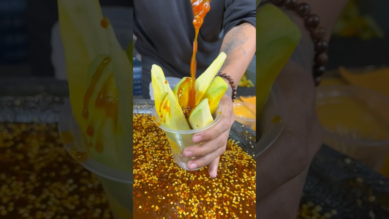 Rujak mangga Thailand ada di Jogja 🤩 