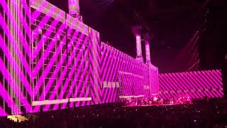 Roger Waters - Pigs (Three Different Ones)