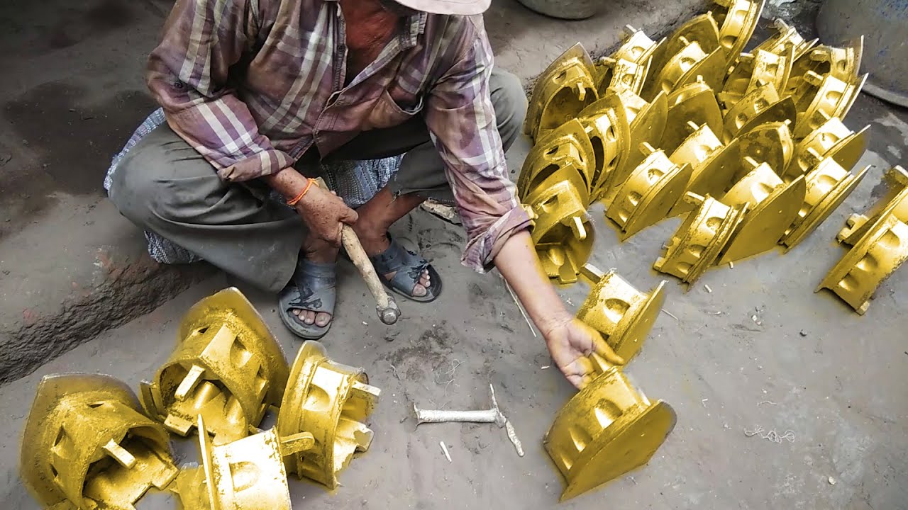 Brass IRON BOX Making Skills Molten Metal Casting Process Using Sand