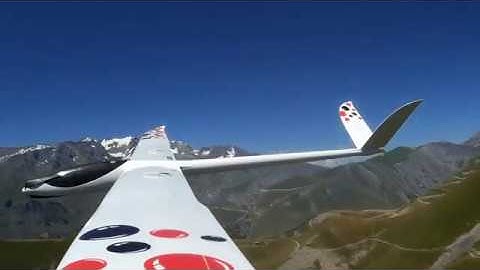 Flying with the Excel 4004 from Simprop