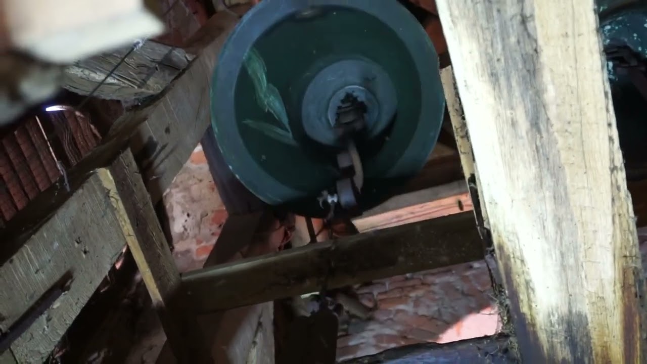 Dobri (H) - A Szent Kereszt kápolna nagyharangja (déli harangszó)