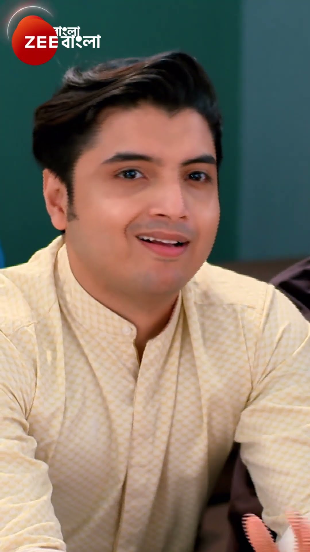 #Puber Moyna #Shorts #Zee Bangla #Entertainment #Mild Violence #Romance