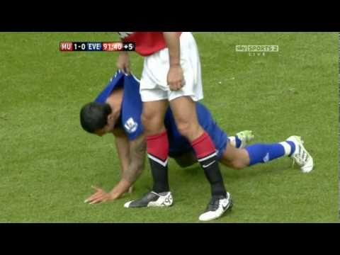 Manchester United vs Everton 2011. Cahill is knocked to the ground, yet instantly brought to his feet by the sheer power of Ferdinand's biceps.