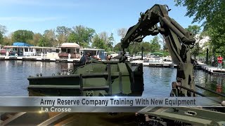 Army Reserve trains on the Mississippi with new boats