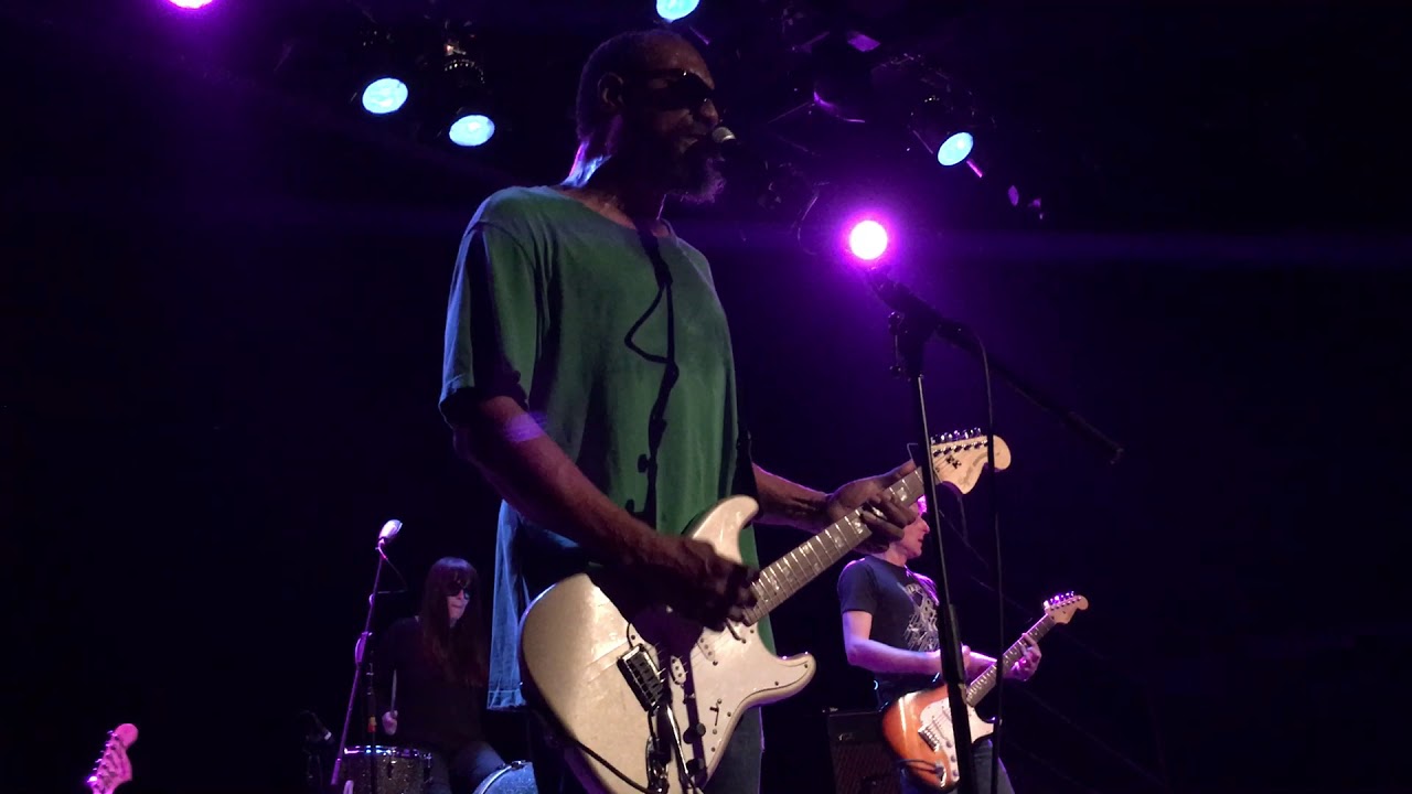The Gories - There But For The Grace Of God Go I (live) - YouTube