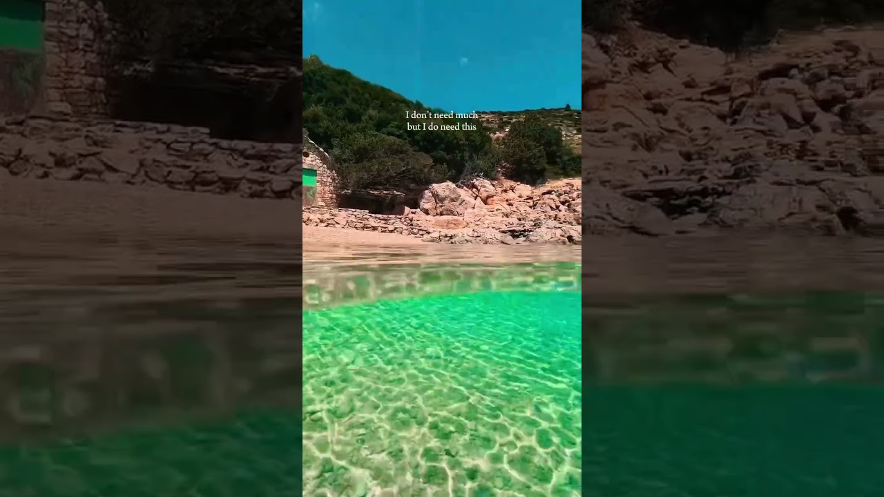 Sunny beach and crystal-clear sea in Dalmatia 🇭🇷 