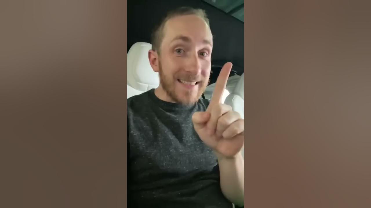 What happens if your Tesla runs out of battery - YouTube