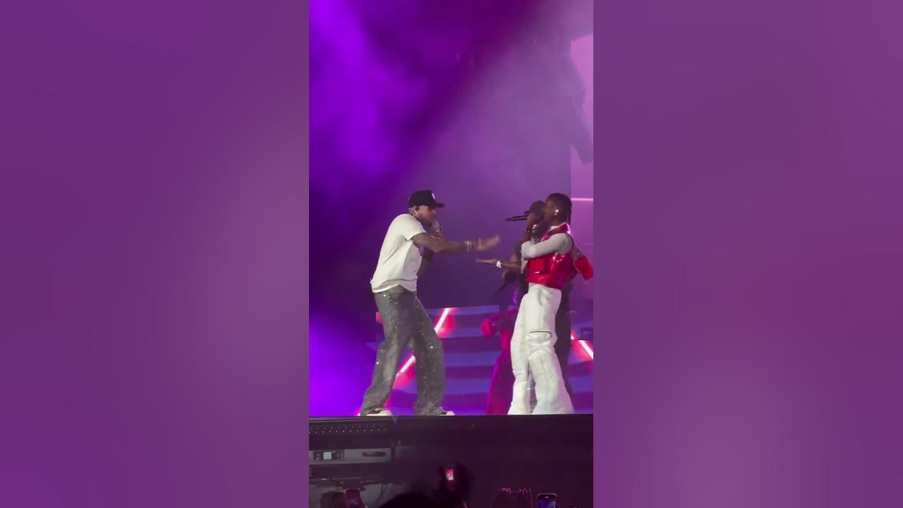 Chris Brown, Davido & Musa Keys performing “Unavailable” on Day 2 of his South Africa concert
