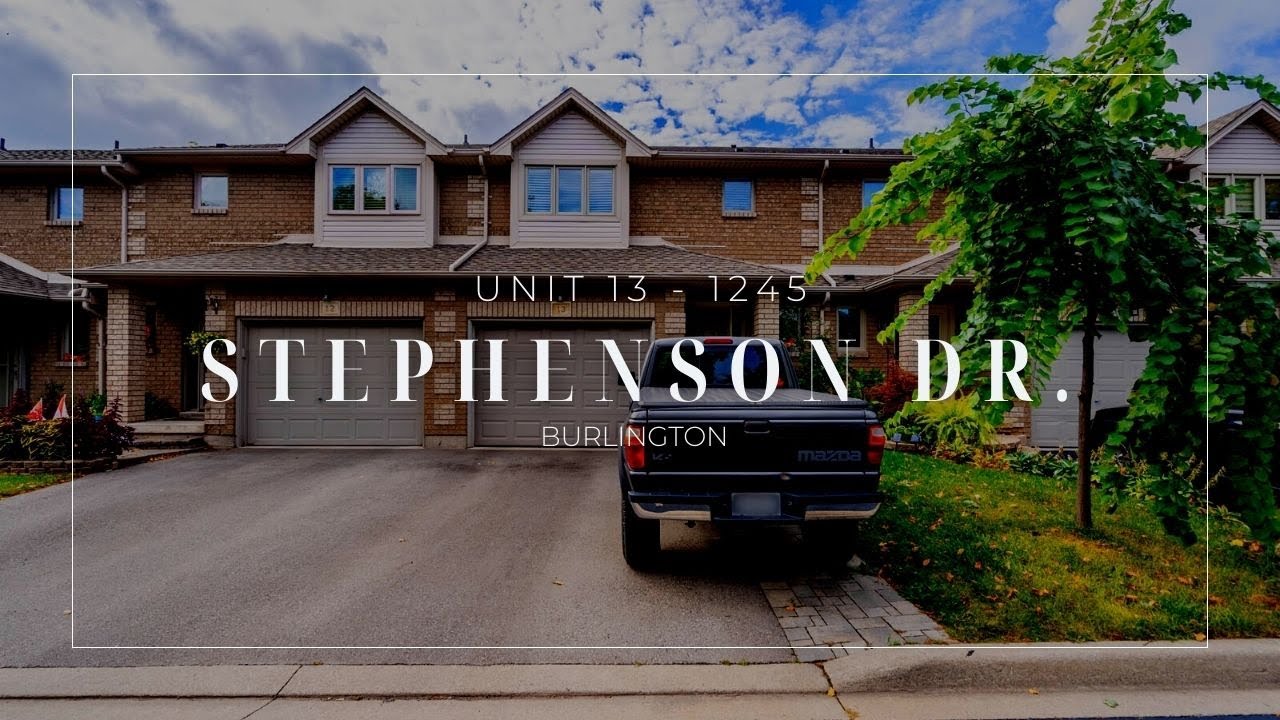 📍Unit 13 1245 Stephenson Dr., Burlington 974,900 🛌4 bed 🛁3 bath