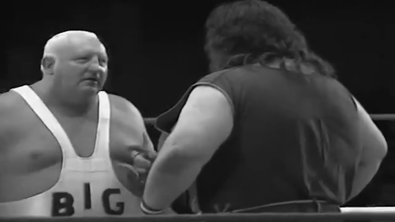 🎶My way- Big daddy vs Giant haystacks 