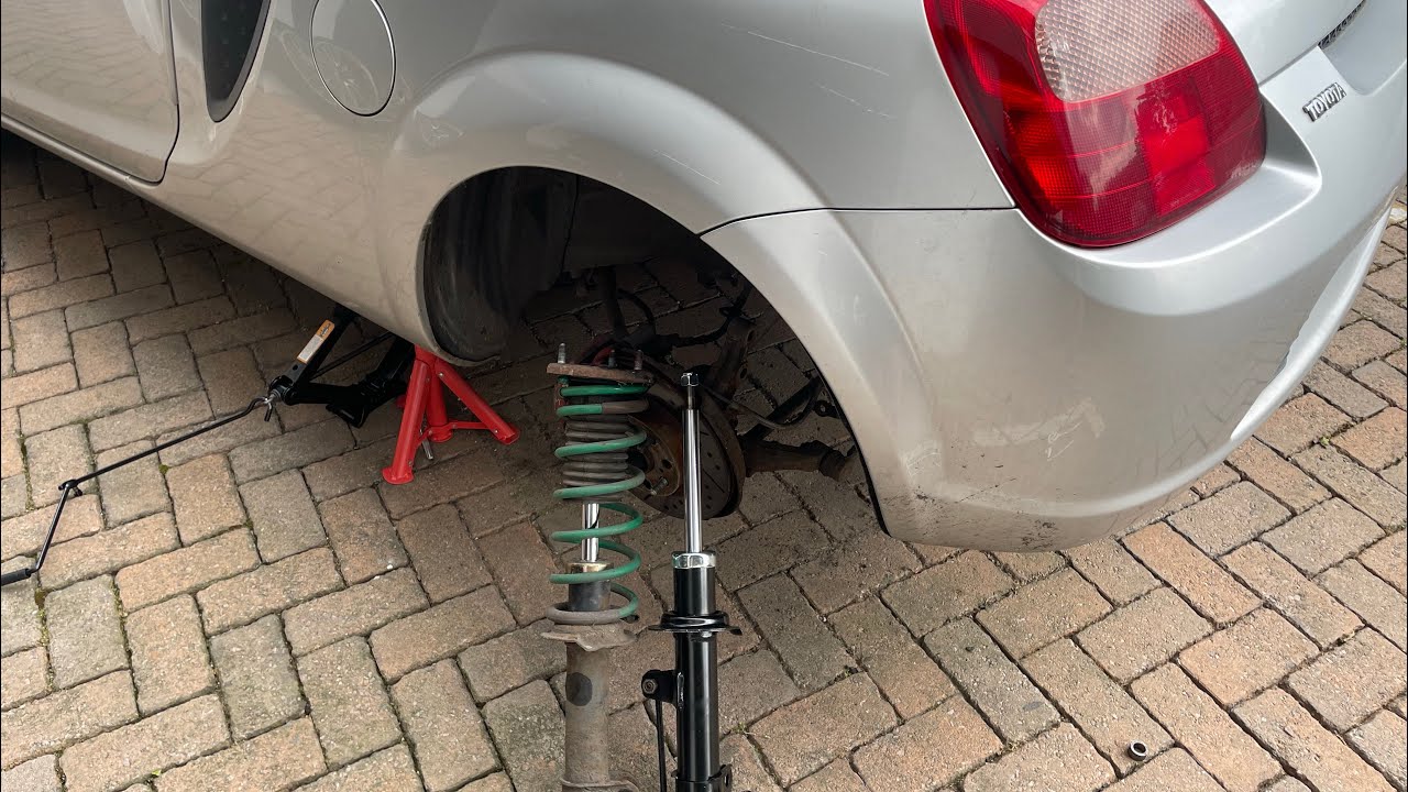 Toyota MR2 MK3 / MR-S / Spyder rear shock absorber replacement