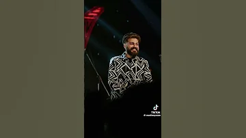 إحنا بتوع إللي معانا نبنيلو مكان جوانا 