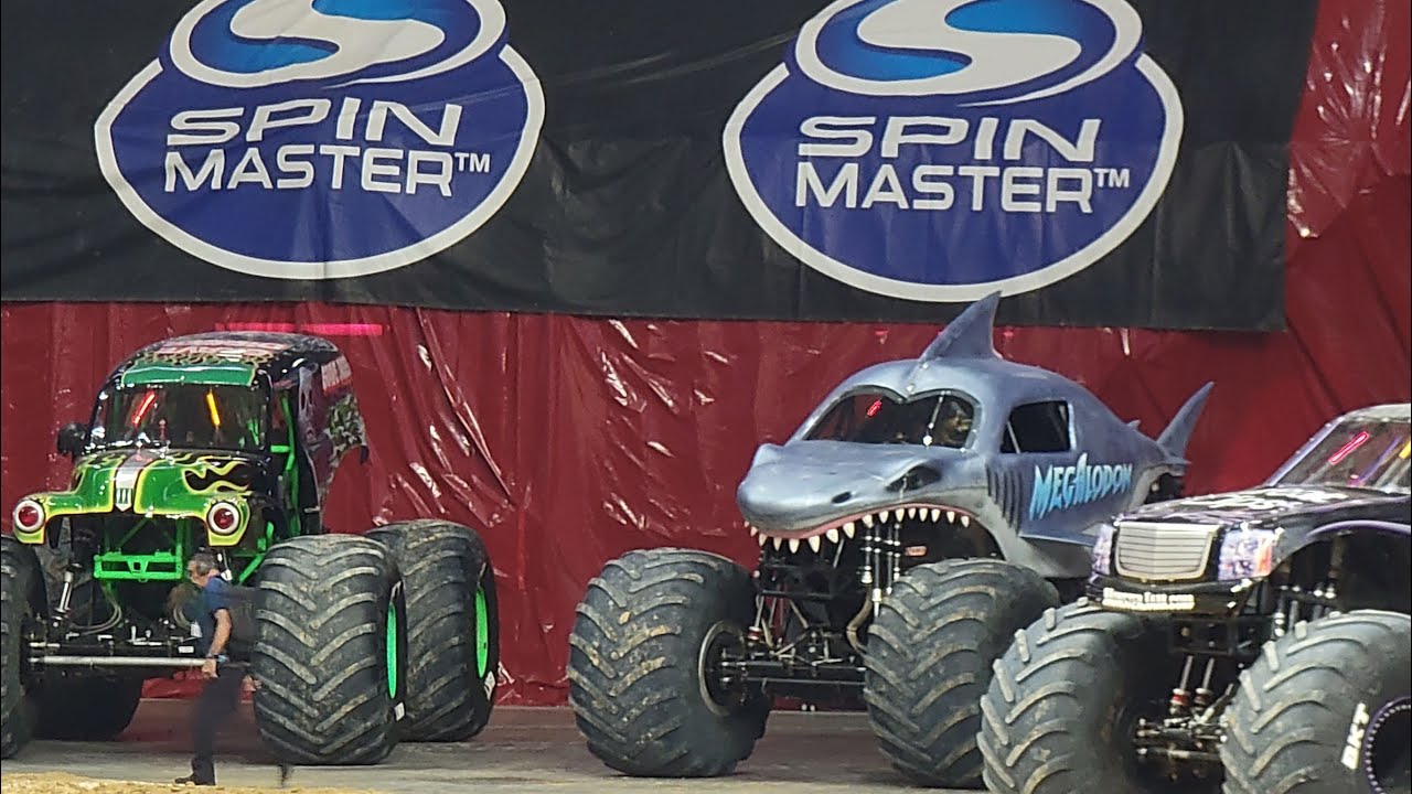 Monster Jam San Antonio Highlights Racing & Skills Challenge (4K)
