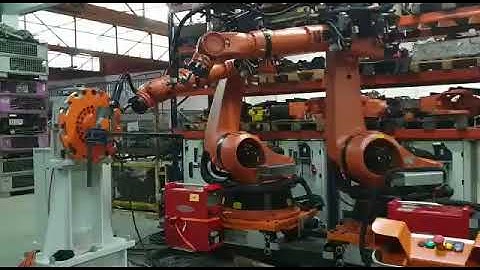 Kuka robotic welding system with two robots on a linear track 1