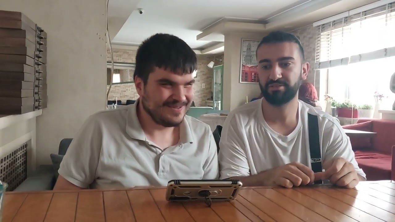 Video modelle öğretim ile teşekkür etme becerisi (sosyal beceri öğretimi)