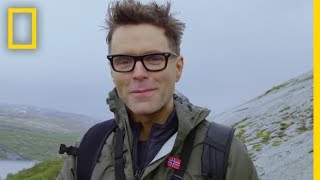 Bobby Bones Descends a Slippery Cliff | Running Wild With Bear Grylls
