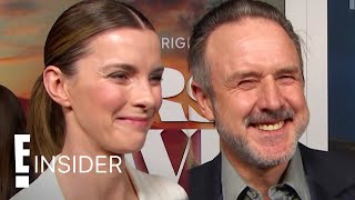Betty Gilpin & David Arquette On Filming Peas Mrs. Davis E Insider