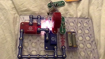 Snap Circuits JR Periodic Sounds and blinking double flashlight