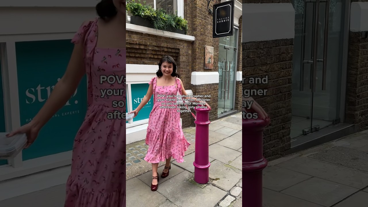 How a photographer and fashion designer friend duo spend their Monday afternoon 🫱🏼‍🫲🏽