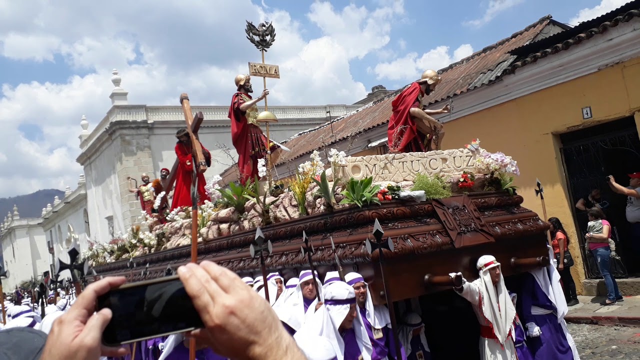 Viernes santo 2018 paso de jesus de la merced por un costado de san ...