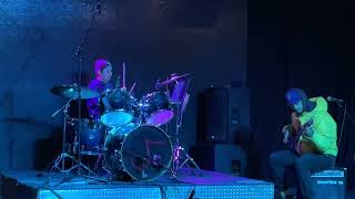 Sit next to me - Foster The People. Alex performance in drums.
