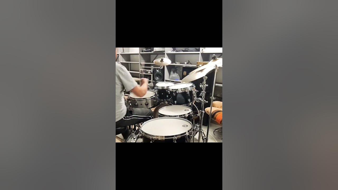 Drumming along soulful grooves in a Chrisette Michele song
