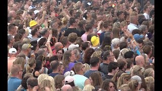 Dit Vonden Artiesten Hun Meest Memorabele Festivaloptreden