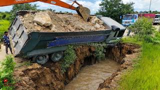 Try To Recovery! Overland Truck Hyundai Fail Sink Land Hole Canal​ Used Talented Recovery Excavator