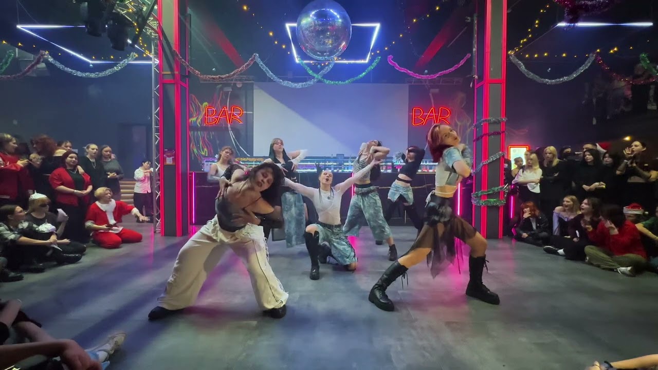 BADVILLAIN_BADVILLAIN (dance cover by Q team)