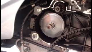 Como la correa scooter 50cc - YouTube