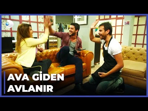 Dolandırıcılar Mahmut İnşaat Numarasını Yuttu! - Ulan İstanbul 10. Bölüm