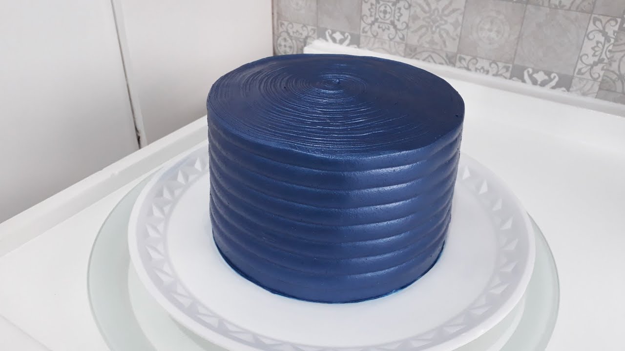 BOLO AZUL MARINHO PINTADO.