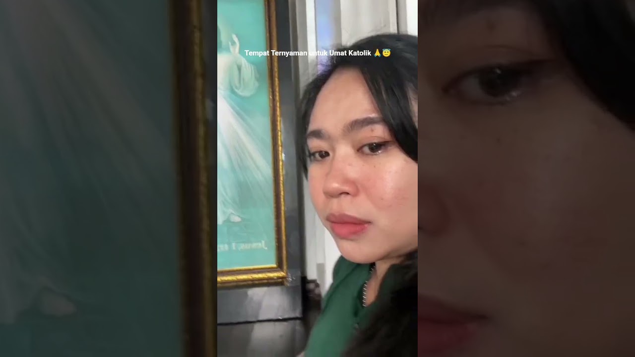 Ruang adorasi & gua Maria 