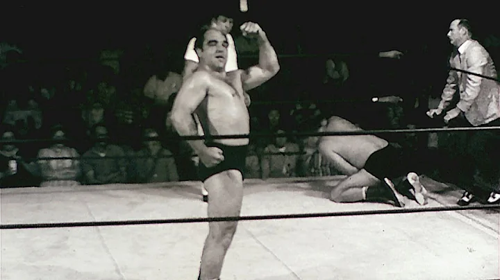 See legendary pioneer Sputnik Monroe in action in ...