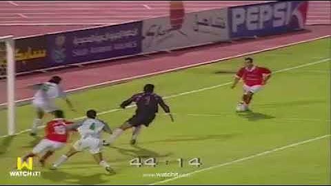 عايز يجيب هدف تاريخي ( وليد صلاح الدين)