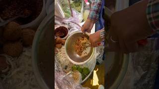 ? ยำแหนม แซ่บๆ ไม่ใส่ถั่ว =  5555+ ยำหนังหมู สตรีทฟู้ด streetfood