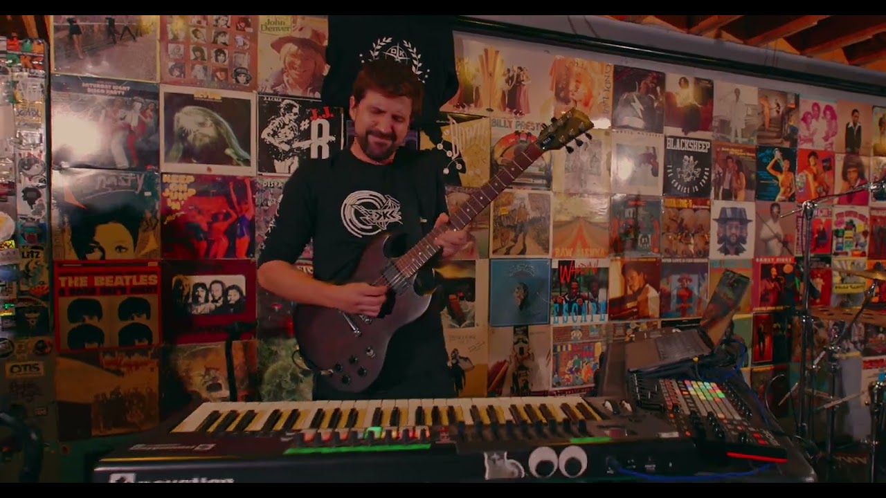 SunSquabi - Deluxe | The Basement Sessions