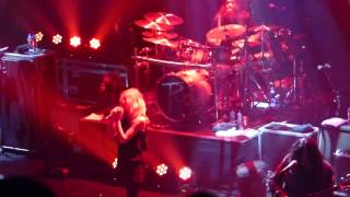 The Pretty Reckless - The Walls Are Closing In/Hangman @TivoliVredenburg Utrecht