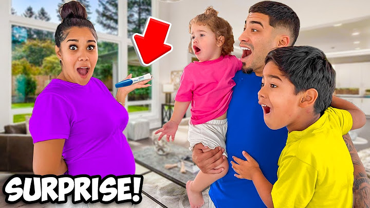 Telling My Family I’m PREGNANT!