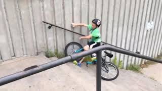 A kid screams call 911 While he’s is on his bike