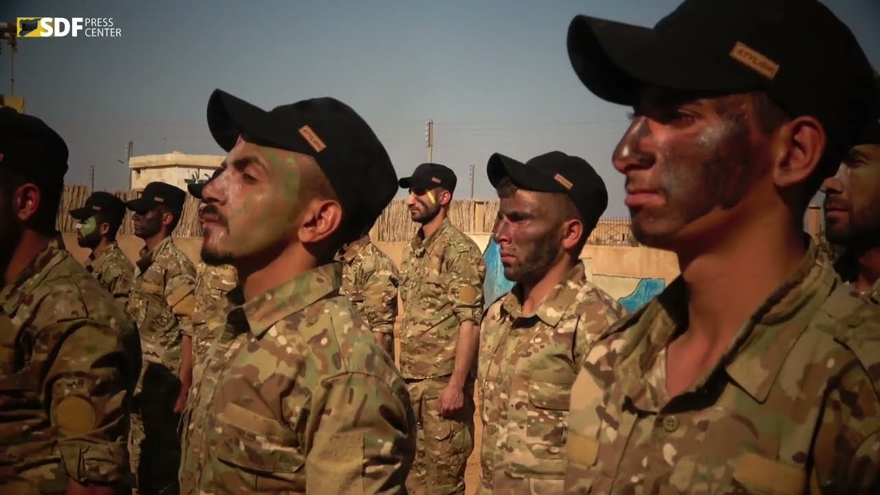 جيش الثوّار يخرّج الدّورة الثّانية (مشاة) في الطبقة