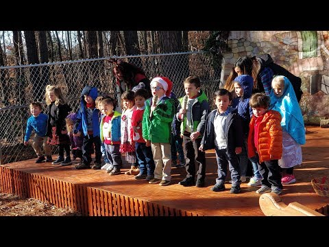 Maracas Montessori - 2018 Holiday presentation - Sra Vicky
