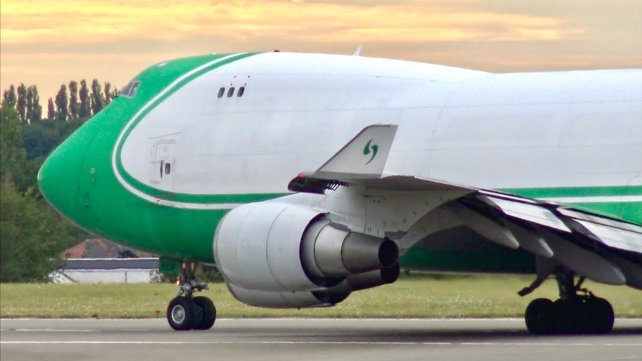 [4K] OUTSTANDING 2,5 Hours! 120 Boeing 747 Landings & Takeoffs at Liège Airport!